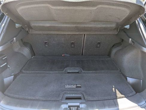 Used 2021 Nissan Rogue Sport SV FWD image 13