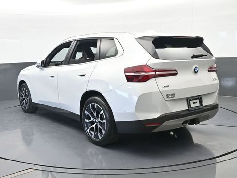 Used 2025 BMW X3 xDrive30i w/ M Sport Package image 4