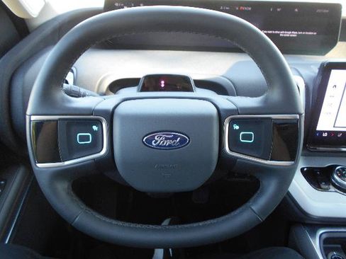Certified 2025 Ford Expedition Active RWD image 13