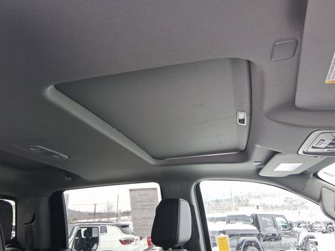 Used 2024 GMC Sierra 1500 Denali w/ Denali Reserve Package image 17