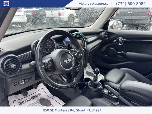 Used 2017 MINI Cooper S image 23