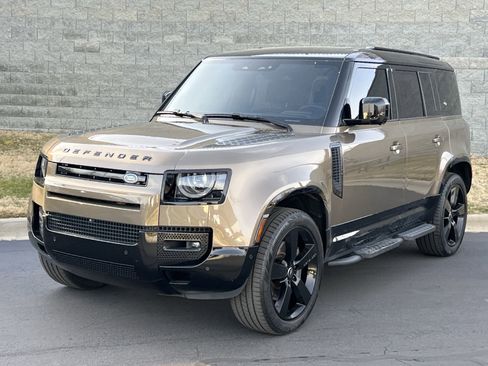 Certified 2024 Land Rover Defender 110 X-Dynamic SE image 1