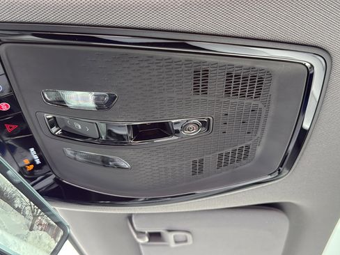 New 2026 Cadillac Optiq Luxury 2 image 24