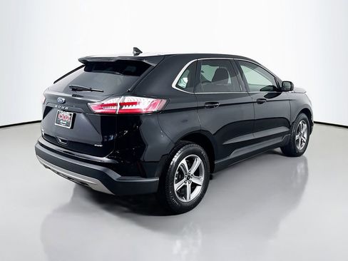 Used 2024 Ford Edge SEL w/ Convenience Package image 5