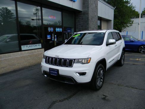Used 2019 Jeep Grand Cherokee Limited AWD/4WD image 4