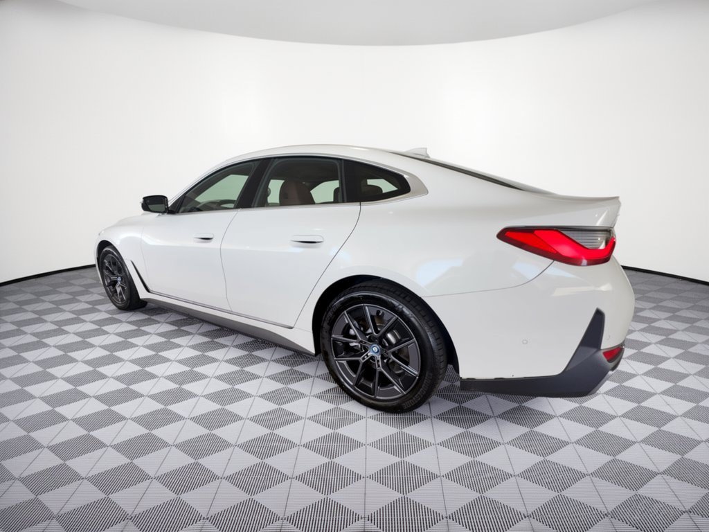 Certified 2023 BMW i4 eDrive35 RWD image 3