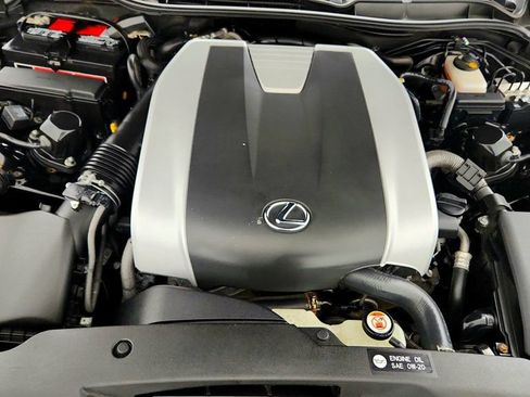 Used 2018 Lexus IS 350 AWD image 28
