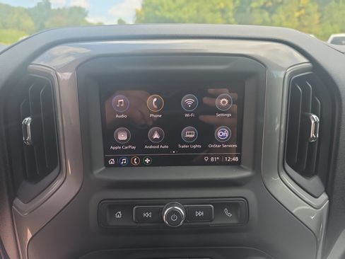 Used 2026 Chevrolet Silverado 2500 Custom w/ Custom Value Package AWD/4WD image 19