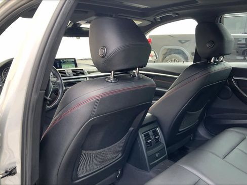 Used 2017 BMW 330i Sedan RWD image 13