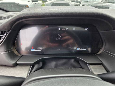 New 2026 Jeep Grand Cherokee Limited w/ Luxury Tech Group II image 30