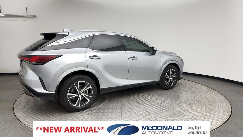 Used 2024 Lexus RX 350 AWD w/ Technology Package image 2