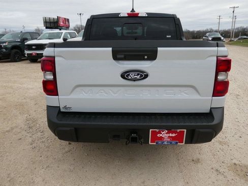 New 2026 Ford Maverick Lariat w/ Black Appearance Package image 5