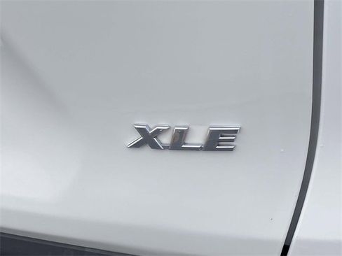 Used 2024 Toyota RAV4 XLE image 8
