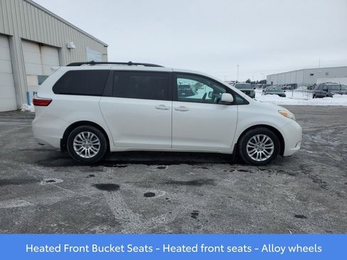 Used 2015 Toyota Sienna XLE Premium image 8