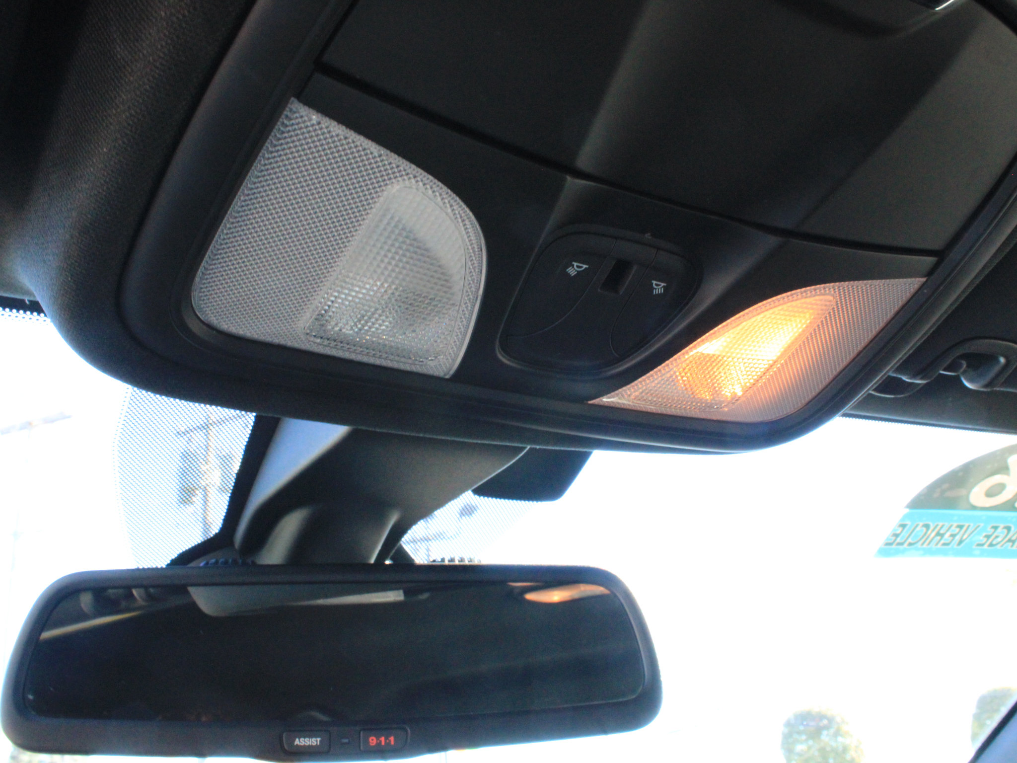 Used 2016 Chrysler 200 S w/ Comfort Group FWD image 19
