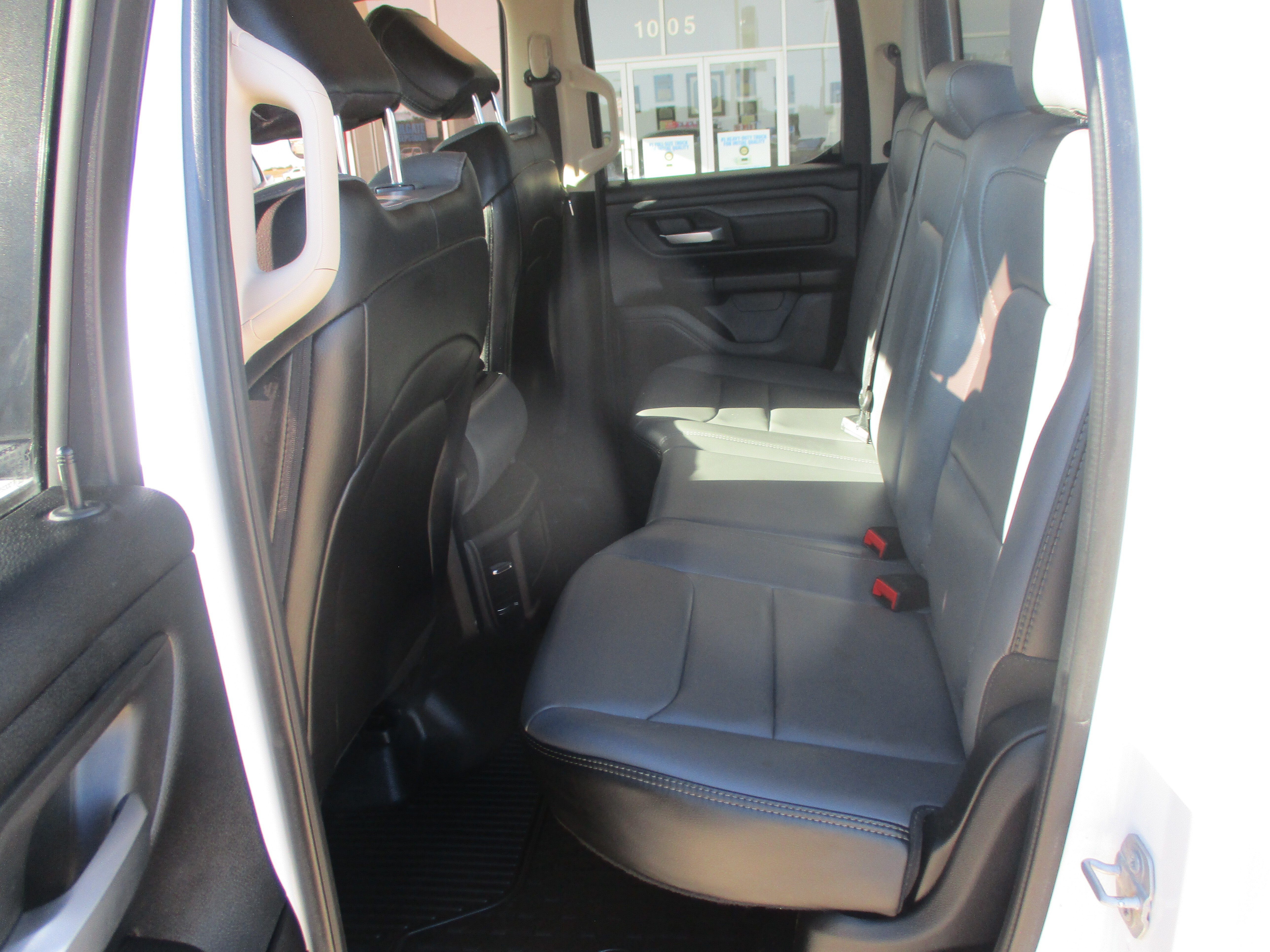Used 2019 RAM 1500 Tradesman AWD/4WD image 5