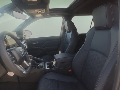 New 2026 Toyota 4Runner 4WD image 19