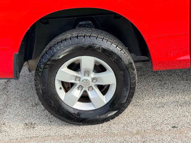 Used 2018 RAM 1500 Express AWD/4WD image 13