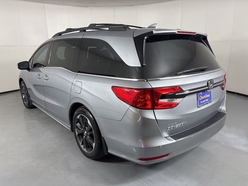 Used 2023 Honda Odyssey Elite image 7