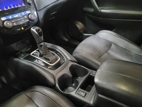 Used 2020 Nissan Rogue SL AWD/4WD image 26
