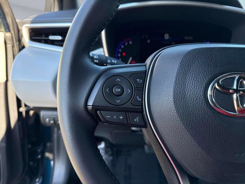 Used 2020 Toyota Corolla XSE image 31