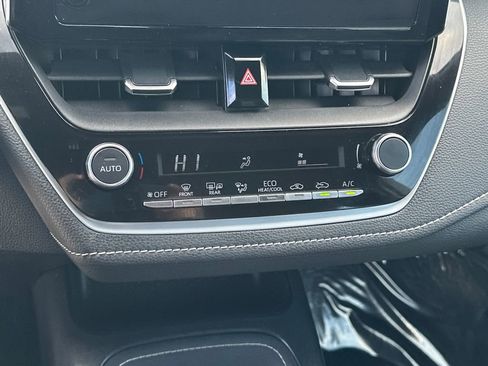 Certified 2024 Toyota Corolla SE image 29