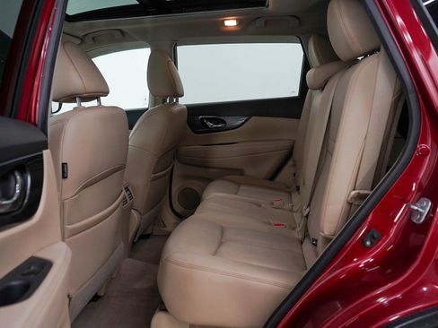 Used 2015 Nissan Rogue SL image 17