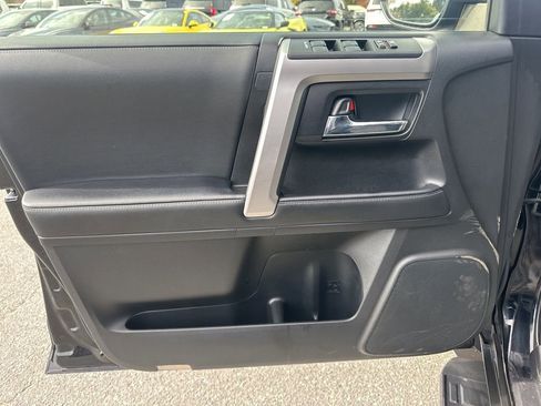 Used 2024 Toyota 4Runner SR5 image 23