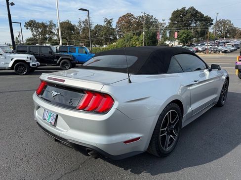 Used 2018 Ford Mustang Premium image 31