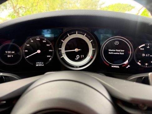 Used 2022 Porsche 911 Carrera image 15