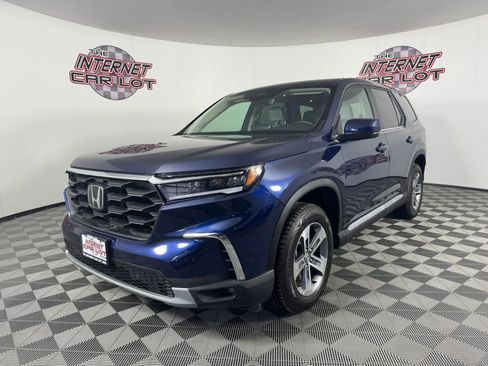 Used 2025 Honda Pilot EX-L image 3