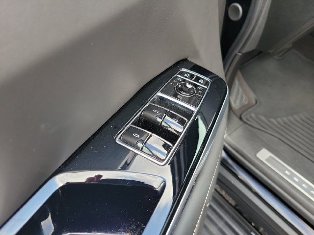 Certified 2025 Cadillac Escalade Sport Platinum AWD/4WD image 23