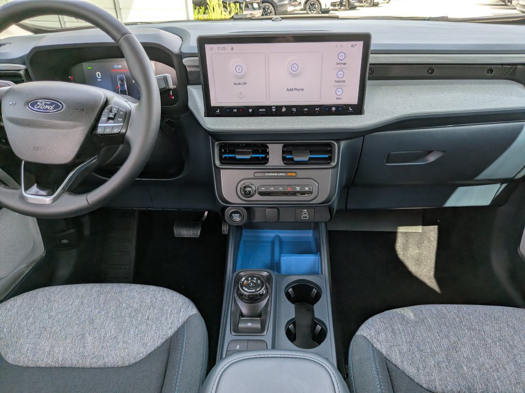Used 2026 Ford Maverick XLT w/ XLT Luxury Package FWD image 17
