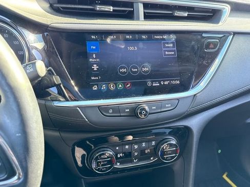 Used 2020 Buick Encore GX Essence w/ Experience Buick Package image 26