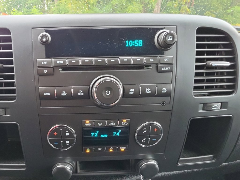 Used 2008 Chevrolet Silverado 1500 LT w/ Power Pack Plus RWD image 7