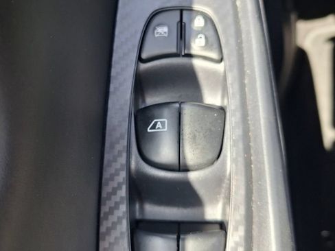 Used 2023 Nissan Sentra SV FWD image 16