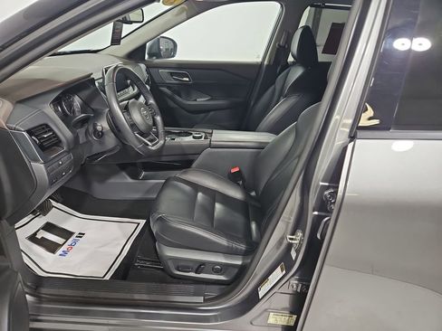 Used 2021 Nissan Rogue SL AWD/4WD image 10