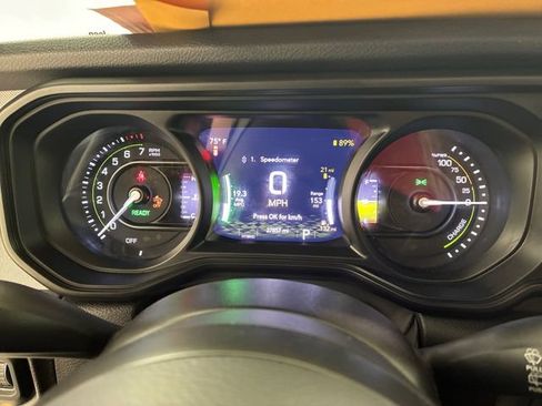 Used 2024 Jeep Wrangler Unlimited AWD/4WD image 25