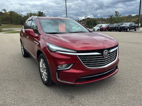 Used 2023 Buick Enclave Essence w/ Experience Buick Package image 6