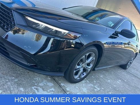 Used 2024 Honda Accord EX image 4