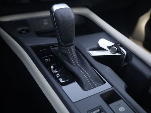 New 2026 Nissan Sentra SL w/ Floor Mat Package FWD image 20
