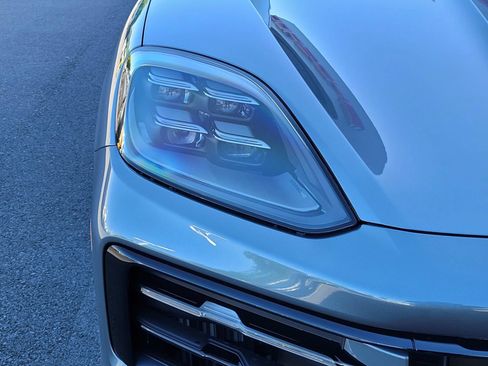 New 2026 Porsche Cayenne AWD/4WD image 12