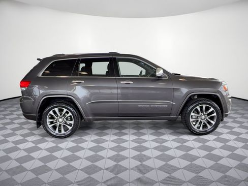 Used 2018 Jeep Grand Cherokee Overland AWD/4WD image 8