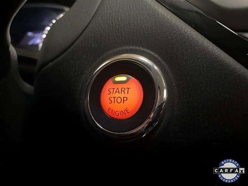 Used 2019 Nissan Pathfinder SV image 45