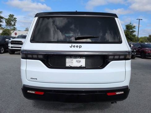 New 2026 Jeep Grand Wagoneer 4WD image 5