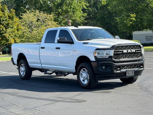 Used 2022 RAM 2500 Tradesman w/ Special Service Vehicle Group AWD/4WD image 4