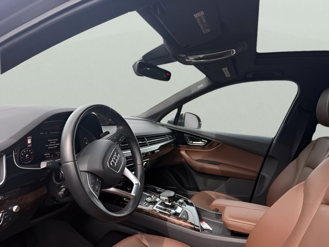 Used 2017 Audi Q7 3.0T Prestige AWD/4WD image 15