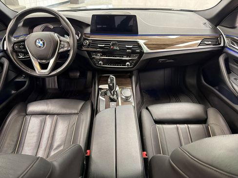Used 2018 BMW 530i xDrive image 14
