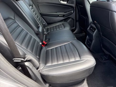 Used 2024 Ford Edge SEL AWD/4WD image 15