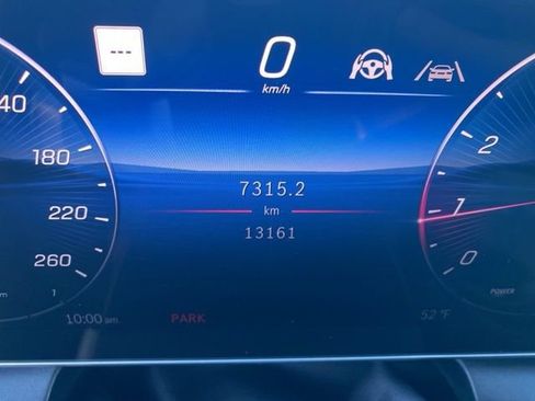 Used 2025 Mercedes-Benz GLC 300 4MATIC image 21